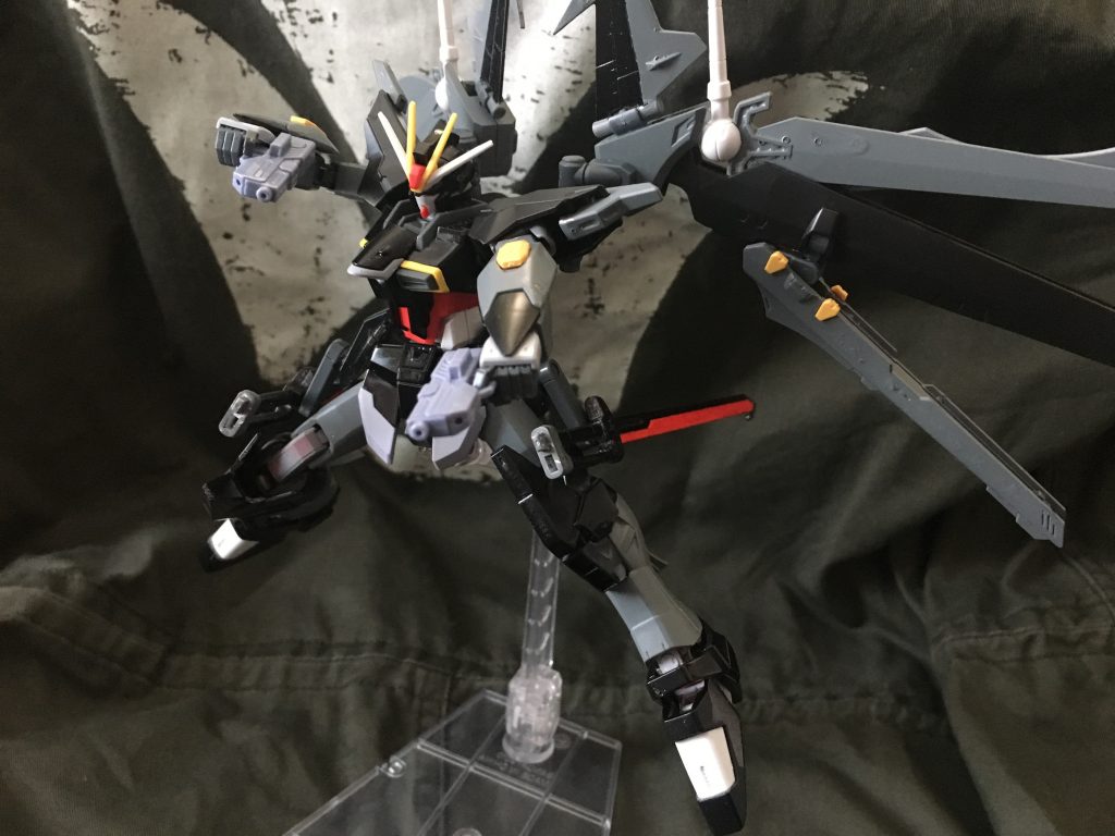 基本装備のビームショーティー。
ノワールの代名詞とも呼べる武装ですね。
これがあると一気にノワール感がでますね!