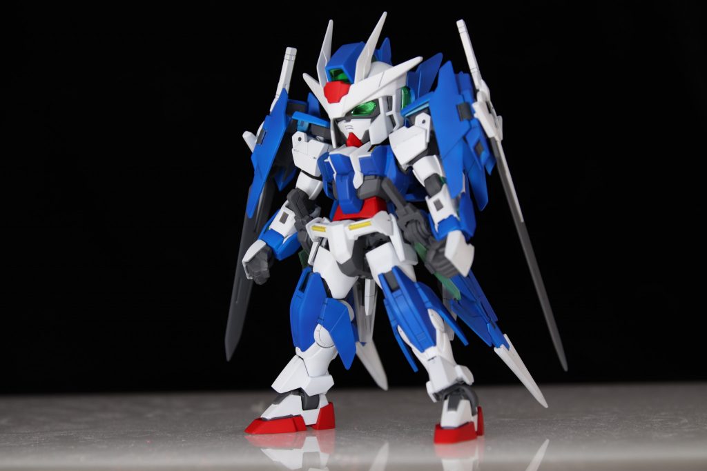 ツインアイはラビーテープを貼ってます。