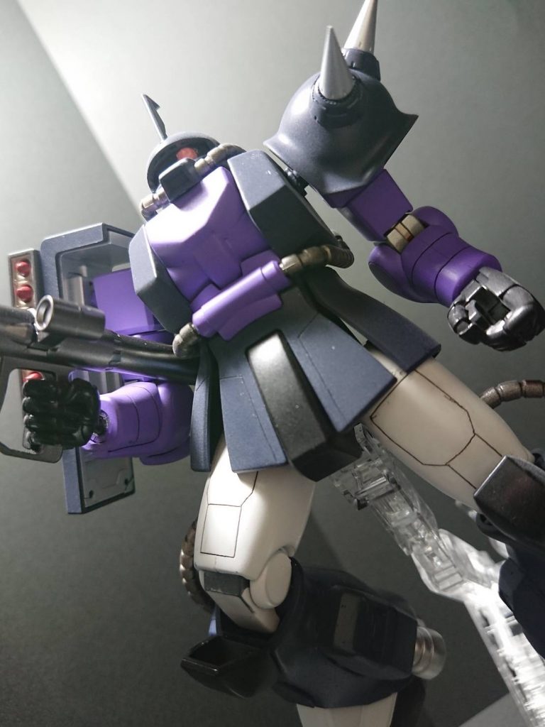 初めてのスジ彫りにも挑戦
太腿、3ミリ延長してます