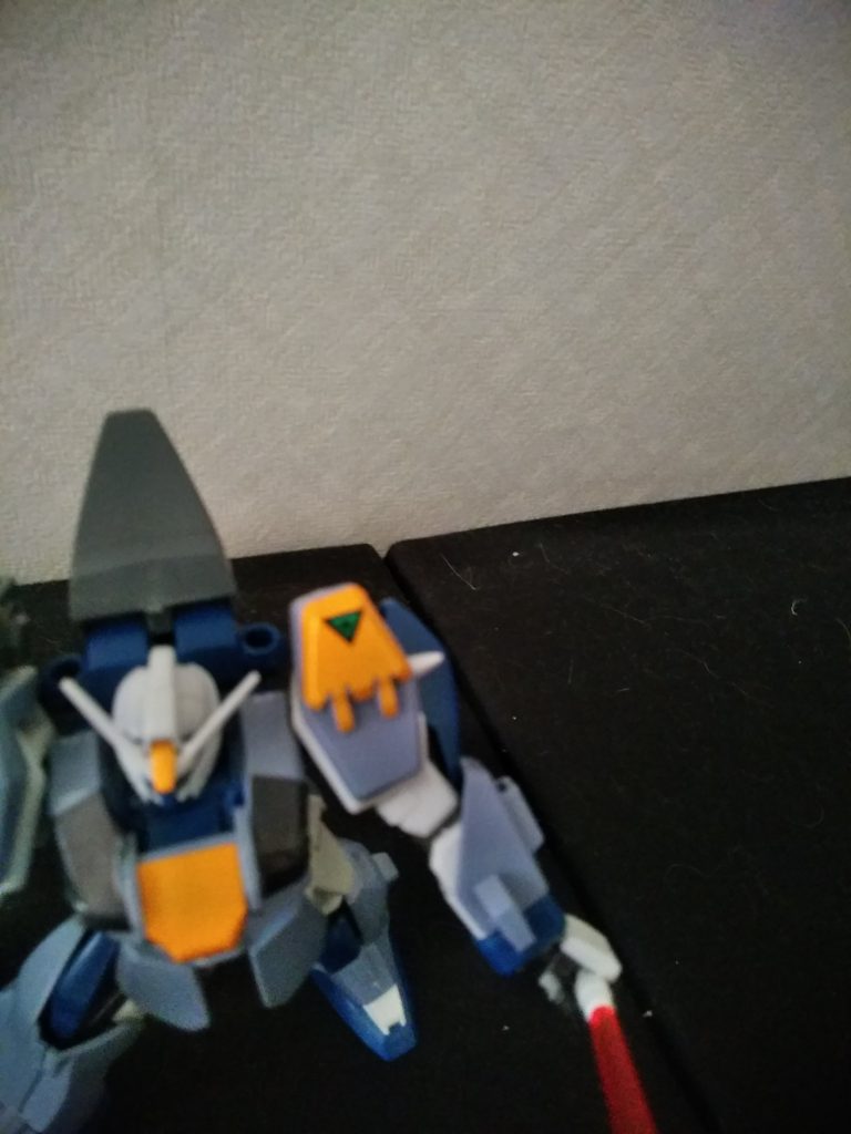 シール貼りですね
俺的にシール貼るの嫌いで…
がんばれたと思う!