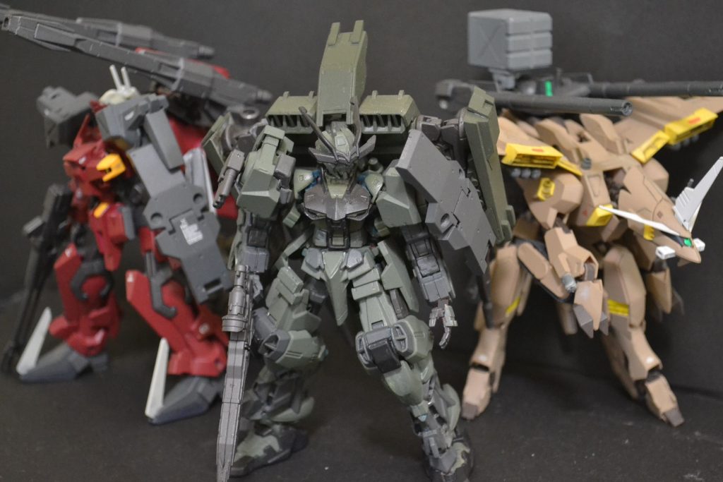 今回のコンテストに参加した他2機と記念撮影。
お時間あれば他の2機も見ていただければと思います。
最後までご覧いただきありがとうございました!