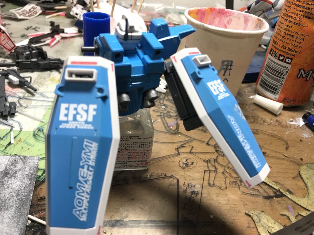 シールドの連邦デカールはサンボルの汎用デカールから持ってきました


PS装甲使えるシールドです(妄想設定)