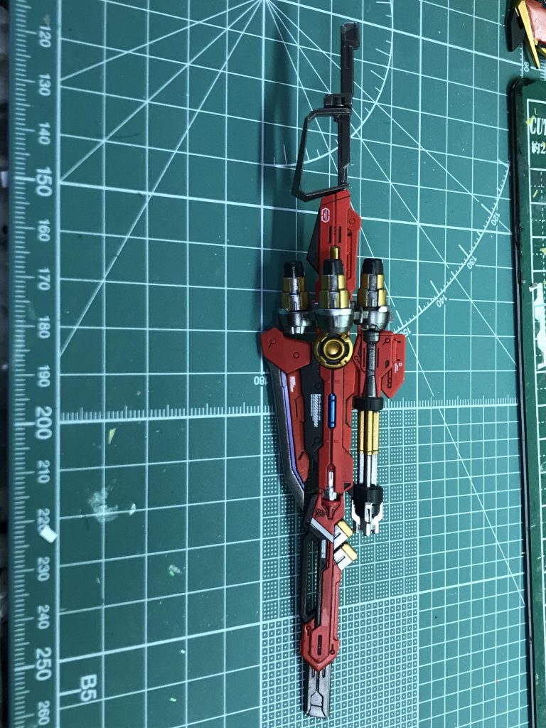 カレトヴルッフは元々白一色のためマスキング苦労しました。