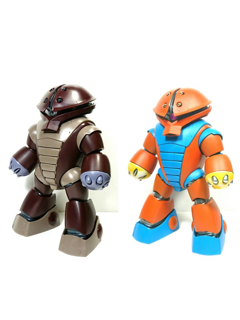 最後にパチ組と塗装後の比較。
本当にただのカラーリング違い。改造など一切行っていない。