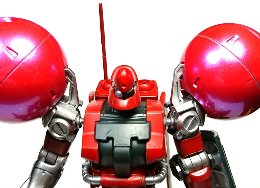 モノアイは自作して、左右に若干動くようになった。