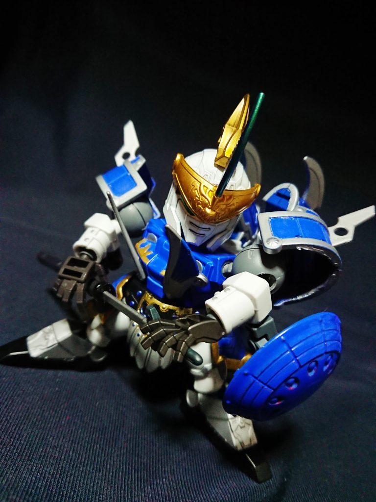 八劔将(八健将)から5人目は魏続。
戦闘では郝萌ゴールドスモーの相棒で、居合いで全てを断つ武将です。