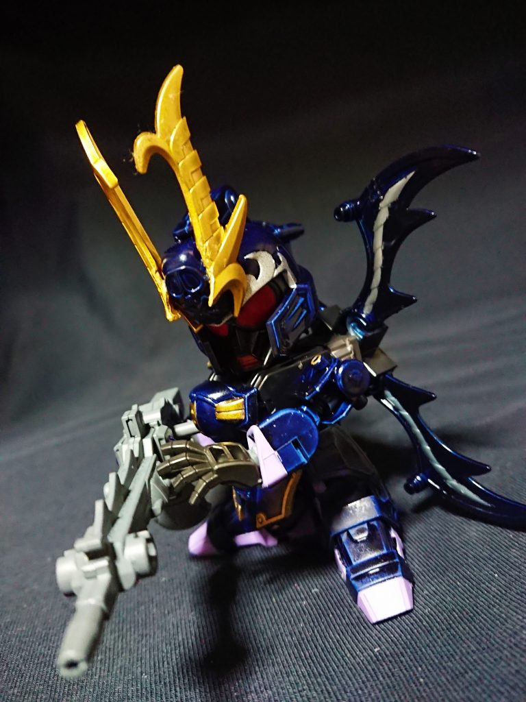 八劔将(八健将)から6人目は曹性。
侯成アプサラスとペアになり、兵器による狙撃で後衛からの戦闘が得意な武将です。