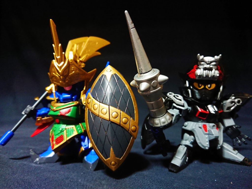 八剱将 戦闘でのペア隊の指揮を取る張遼と藏覇