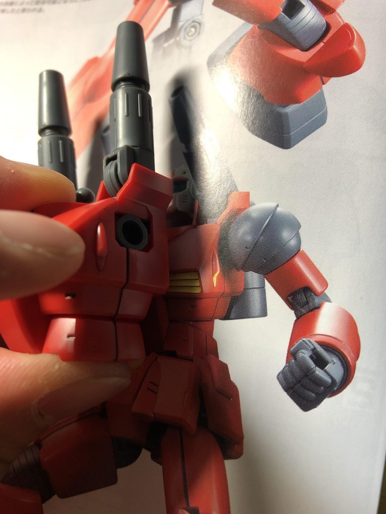 細かい部分…
バルカンは針でちまちま塗りました！