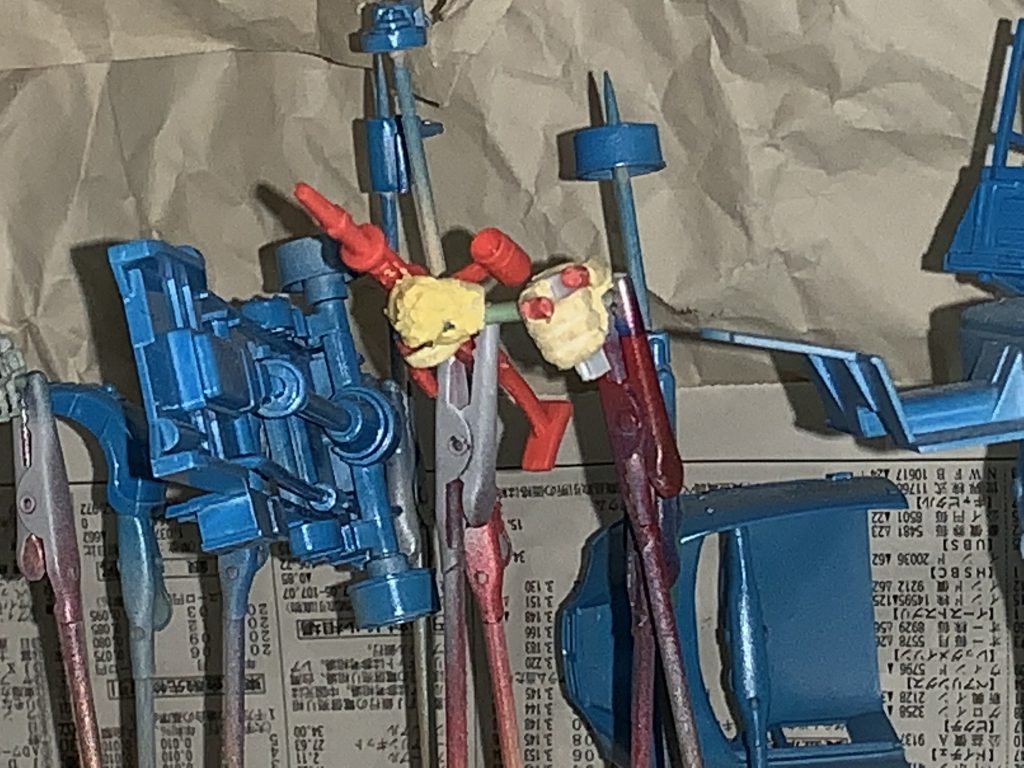 マニピュレーターは他キットから
複製して加工。