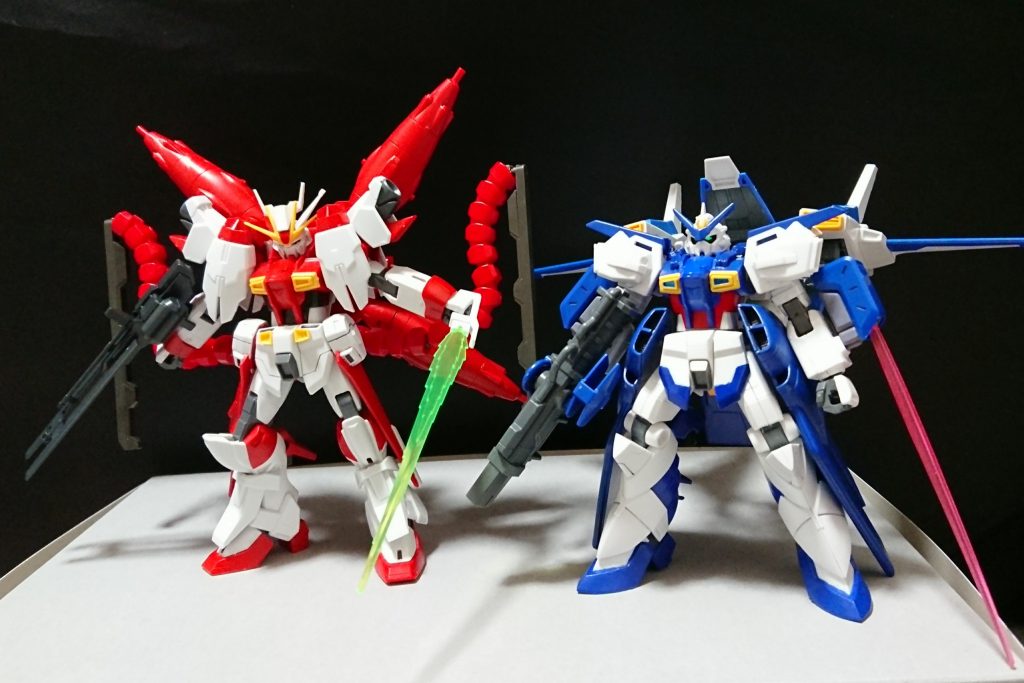 元主役機コンビ。