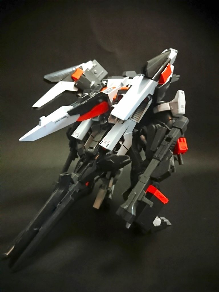 ちょっと順番間違えましたが合体時背面