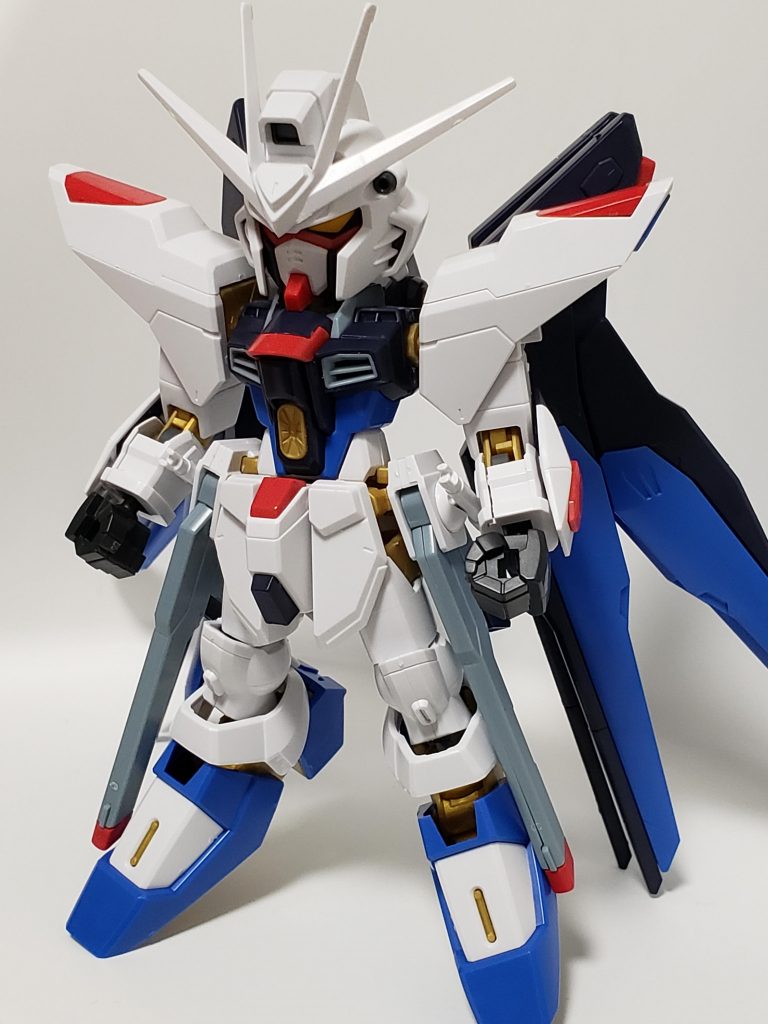 贅沢にもMGストライクフリーダムを購入し、ミキシングしました
……余ったパーツだけでは組めないので、どうしようか悩んでいます