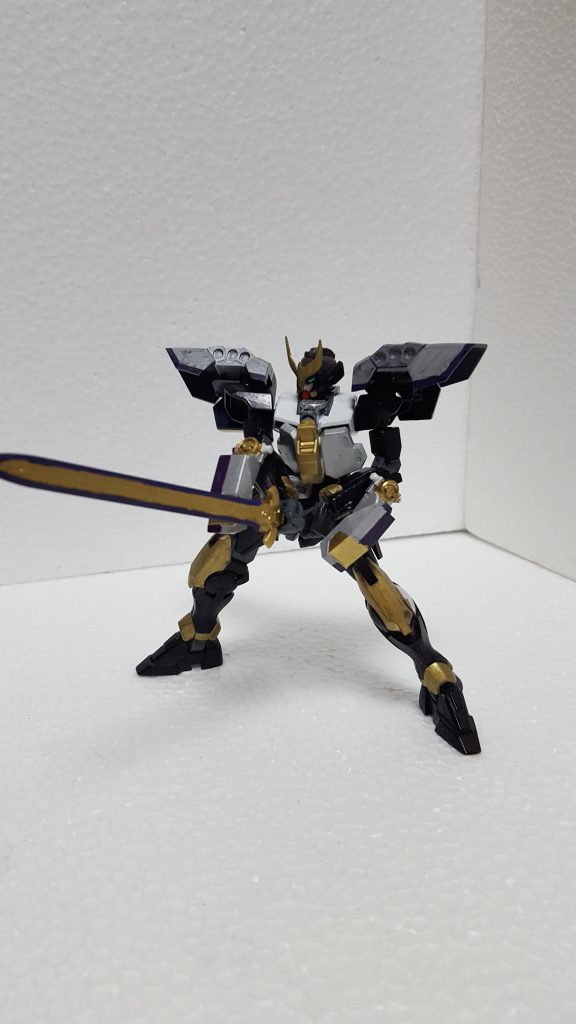 アクション！

両手持ちは決まりますな〜(  ´ω`  )

今回は二枚しか写真取ってないから短いのじゃ〜

次回雷の赤