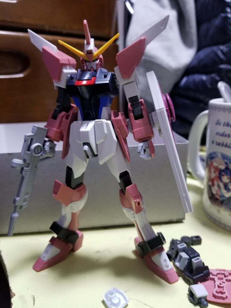 塗装前。肩と腕間接はジャンクより