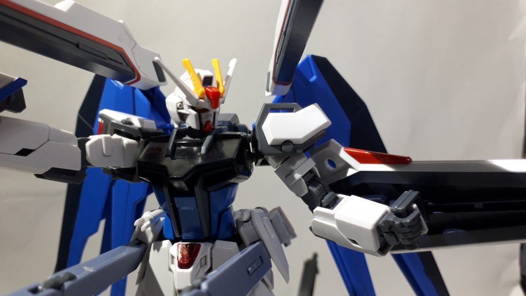 片方だけシールドでバランス悪くない?