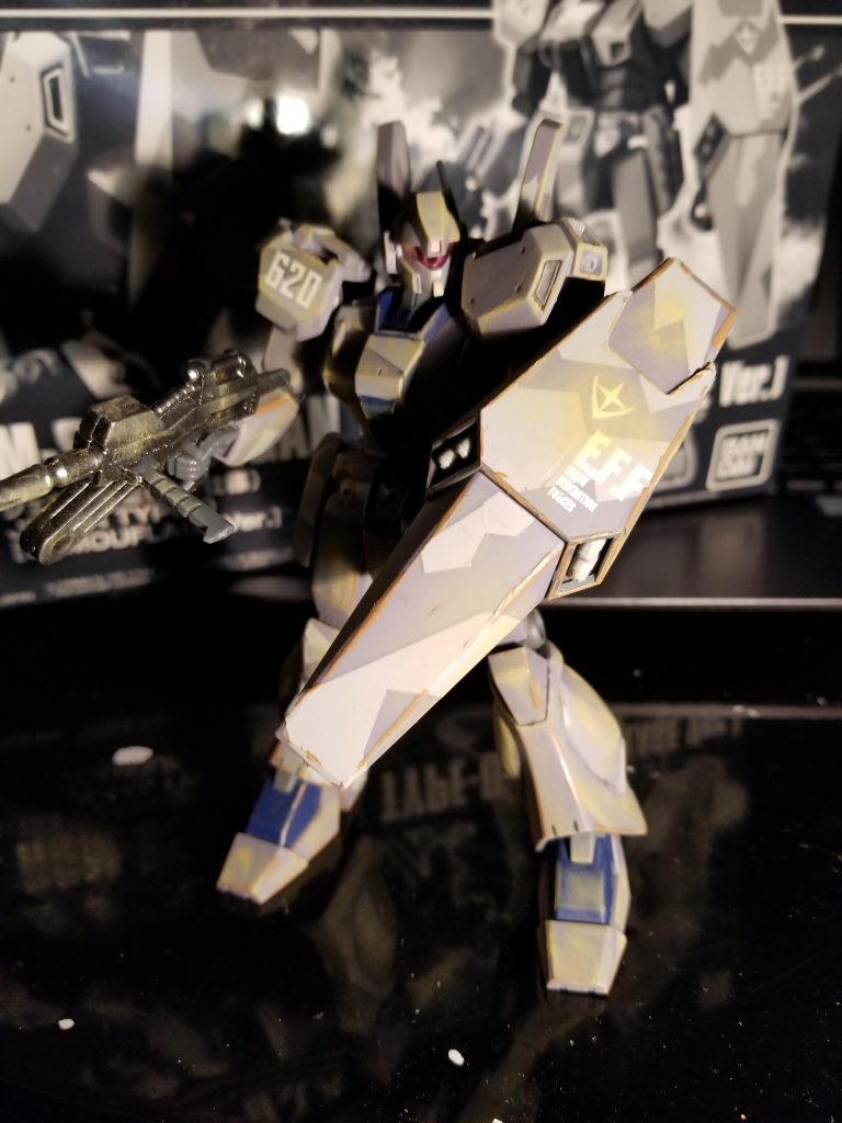 UCにちらっと出てたジェガンD型迷彩仕様です。