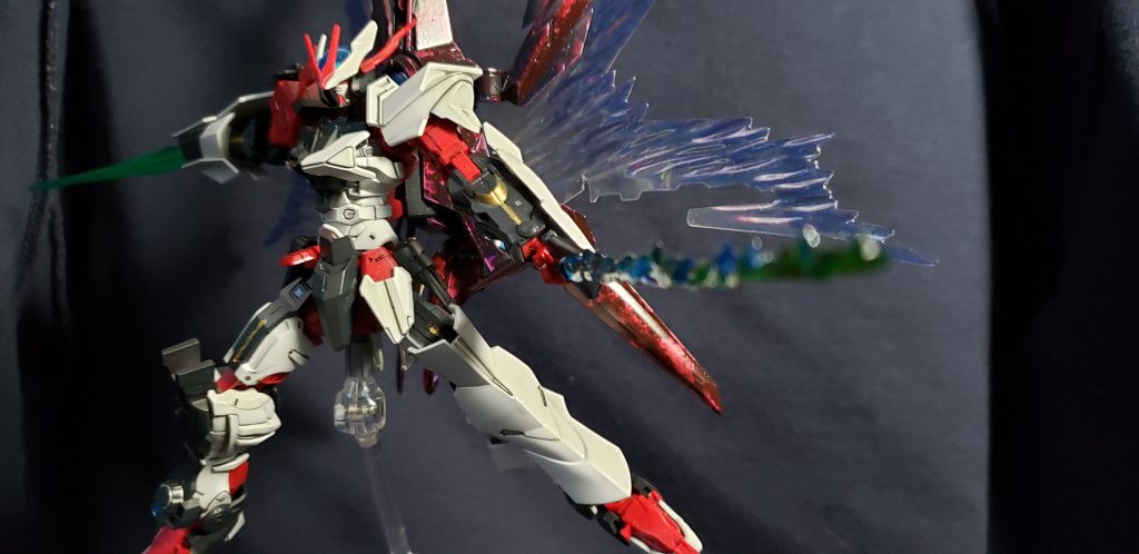 加えて、ノーネイムライフルで稼働範囲が皆無になる分あると色々ポージング取る上でいい仕事してくれます。
色にも若干こだわりました🎵