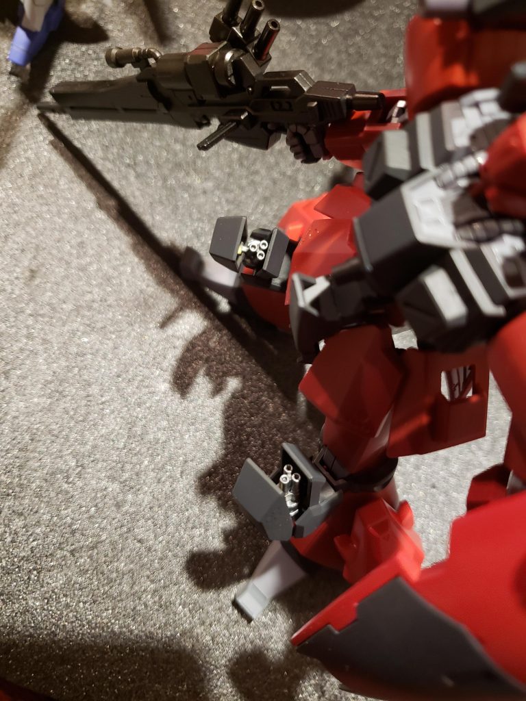 1度やってみたかった膝にガトリングガン。