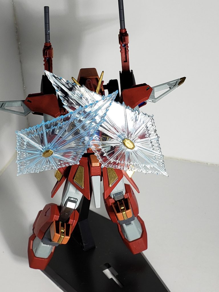 遠距離武装持ちの相手にはシールドを全面に展開し強引に接近する