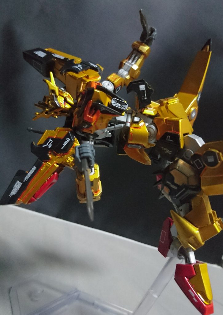 武器2 ダガー
バックパックに２つついています