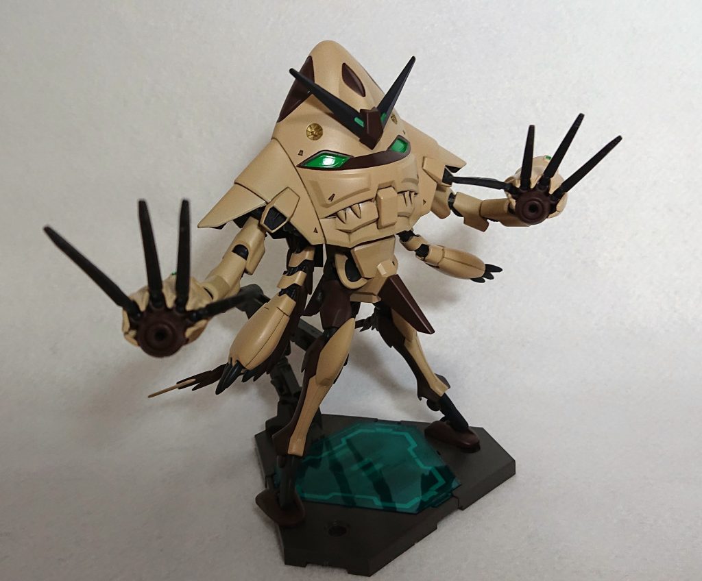 ビームカノンである程度射撃戦にも対応