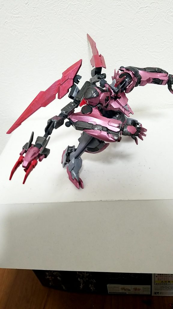 セレジェイラハング
ジーエンアルトロンのジーエンハングを参考に取り入れた
火炎放射器も付いている