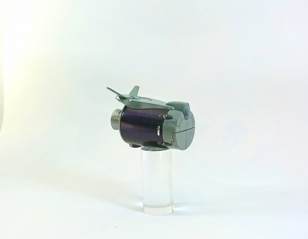 モビウス『次は背部ユニットに接続された有線ガンバレル、ルー・ガルー。ガンバレルと登録されてはいますが、砲門は取り外されております。重ねて申し訳ございません。』
マイロー「いや、謝る必要はないって。」
モビウス『代わりにビームドリルが使用可能です。』
マイロー「ビーム……なんだって?」