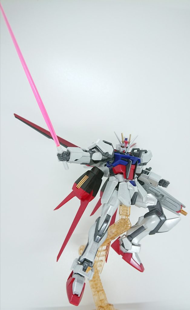 HGCE エールストライクガンダム メタルビルド風塗装–5枚目/制作者:ヴィリオ