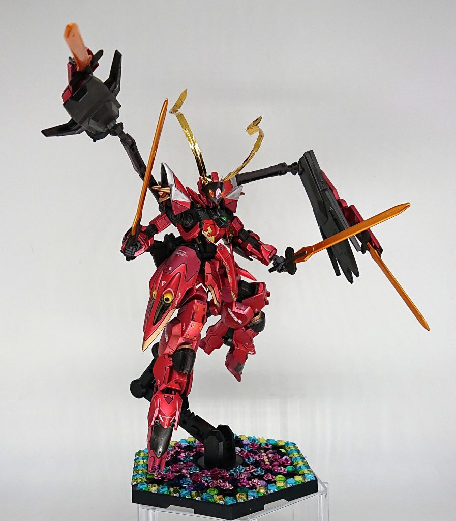 【武器 ソード】
バックパックにはグリムゲルデのヴァルキュリアブレードを、腰にはバエルのバエル・ソードを、合計4本のソードを装備しています。