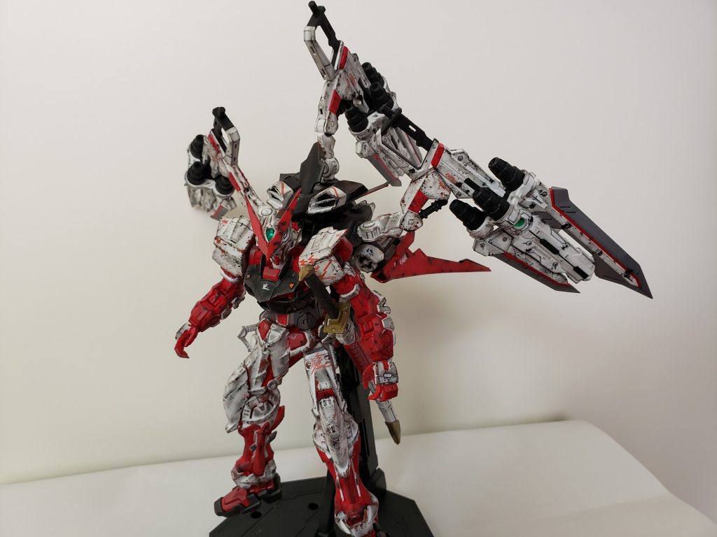 今回はスポンジチッピングに初挑戦しました。
楽しくなってやりすぎてしまいましたが自分好みに汚くできたと思います。
一部プラ板でディテールアップしましたがあまり目立たなくなってしまったのが反省点です。