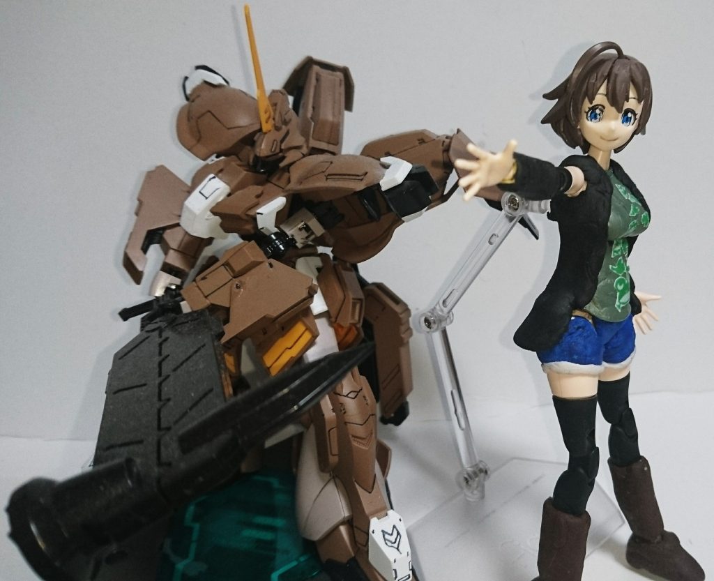 ナナセ兄妹で。
兄が最初で妹が(たぶん)平成最後の作品になりましたね。
並べると一年間の進歩がわかる‥‥のかどうかはわからない。
以下 製作過程