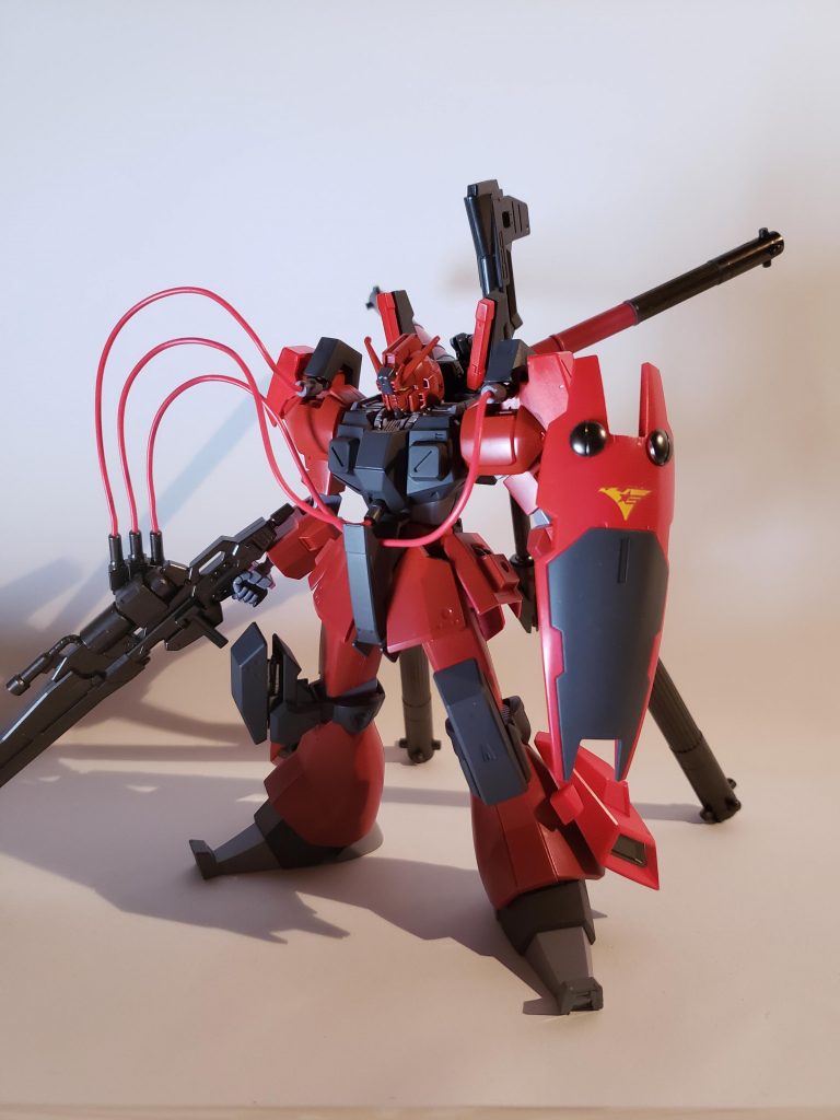 G-アベレージ 正面
ティターンズが戦闘データ取得用にガンダリウム合金で精製したガルバルディタイプMS。