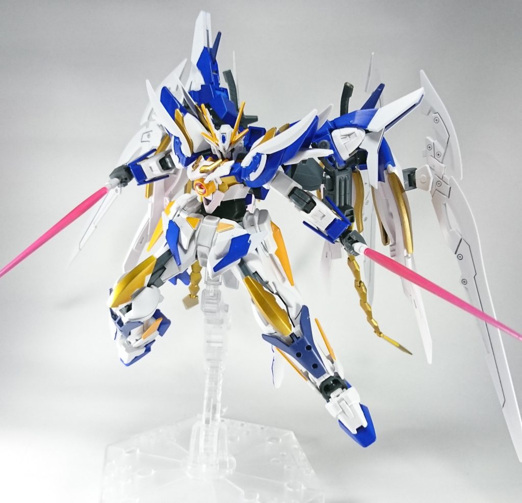 ラケルタビームサーベル
フリーダムから流用したビームサーベルになります。
連結機能もそのままです。