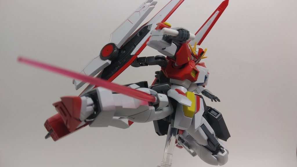 さらに接近する敵には大胆に蹴りを決めつつ(ここの写真クッソかっこよくないすか？？)