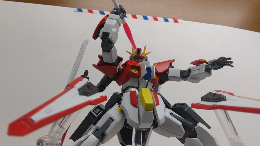 ローアングルにするとやべー奴感出ません？？？