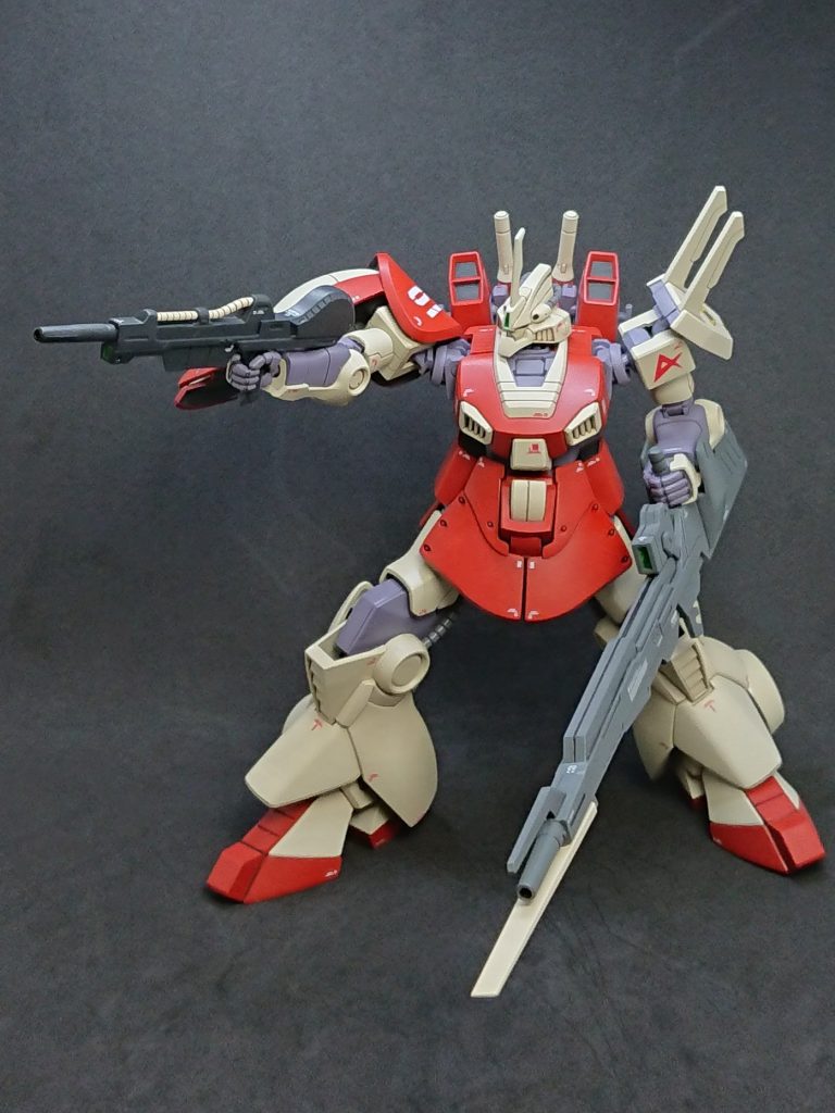 ROBOT魂に倣いハイパーメガランチャーも装備。