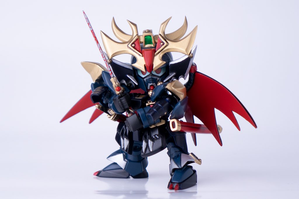 色々な方の制作方法を参考に、何とか両手持ちも可能になりました。