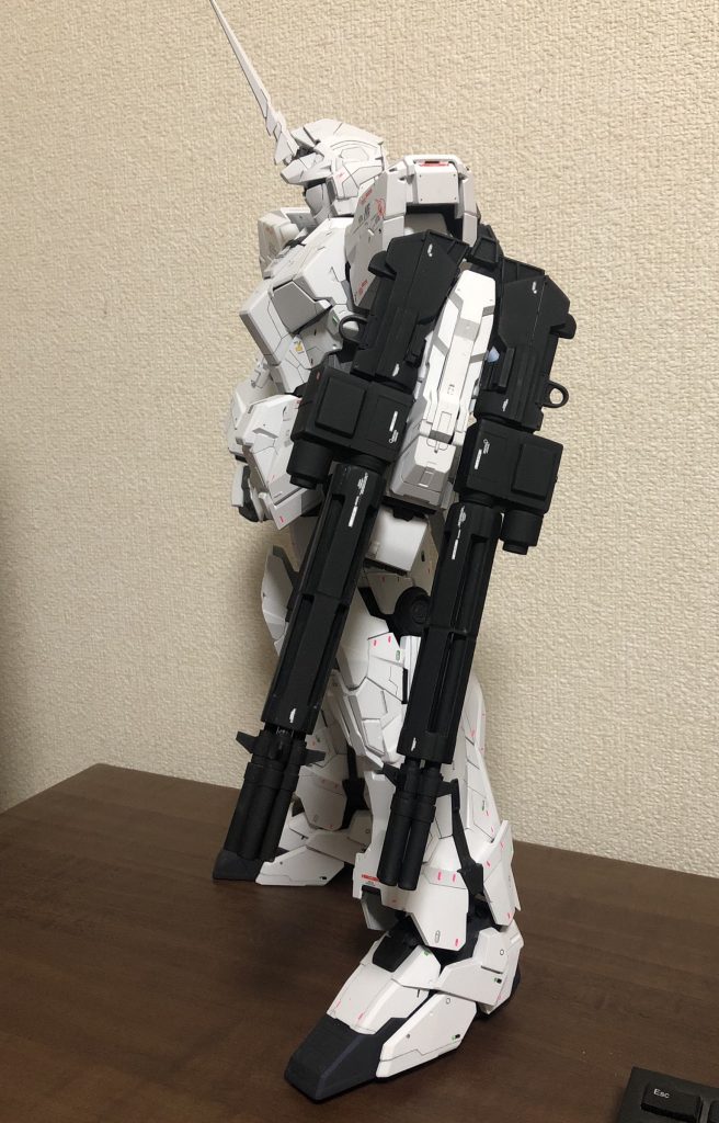 別自作パーツによりこのままシールドの装着も可能です。