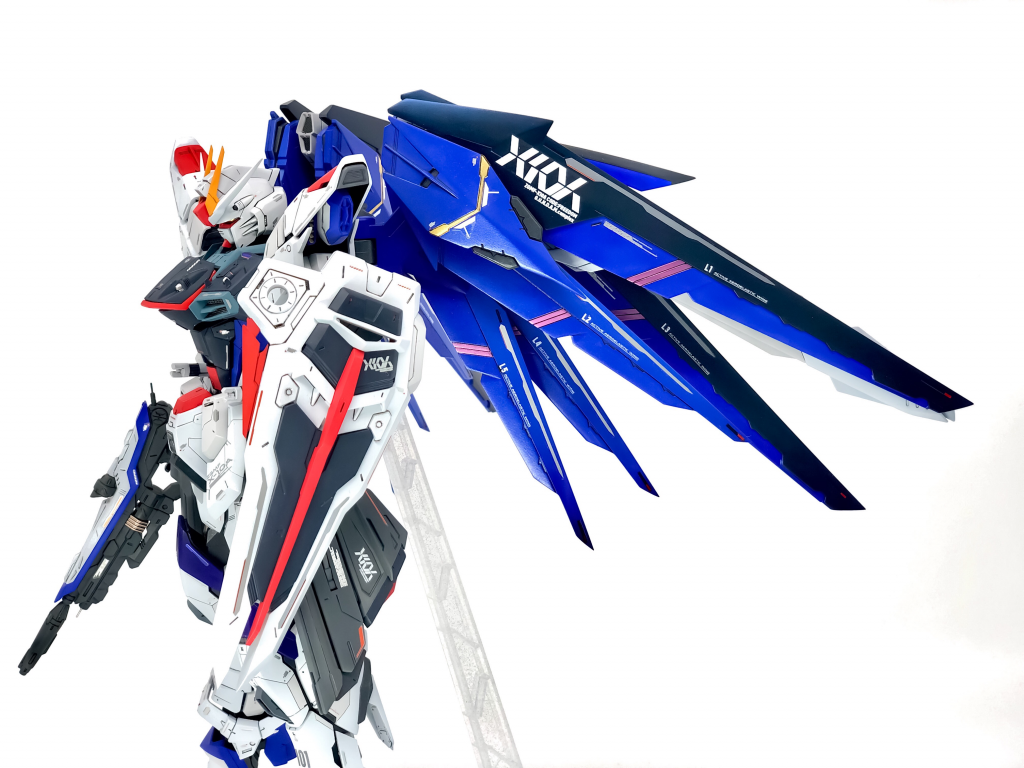 サイドショット②

本作品は横からのアングルを重点においています
↑なのでこのアングルばっか（笑）
ウイングへの差し色としてピンクをチョイスしたのは良かったかと思います
ちなみにこのピンクの調色は、シルバー塗料に純色マゼンタを入れて表現してます