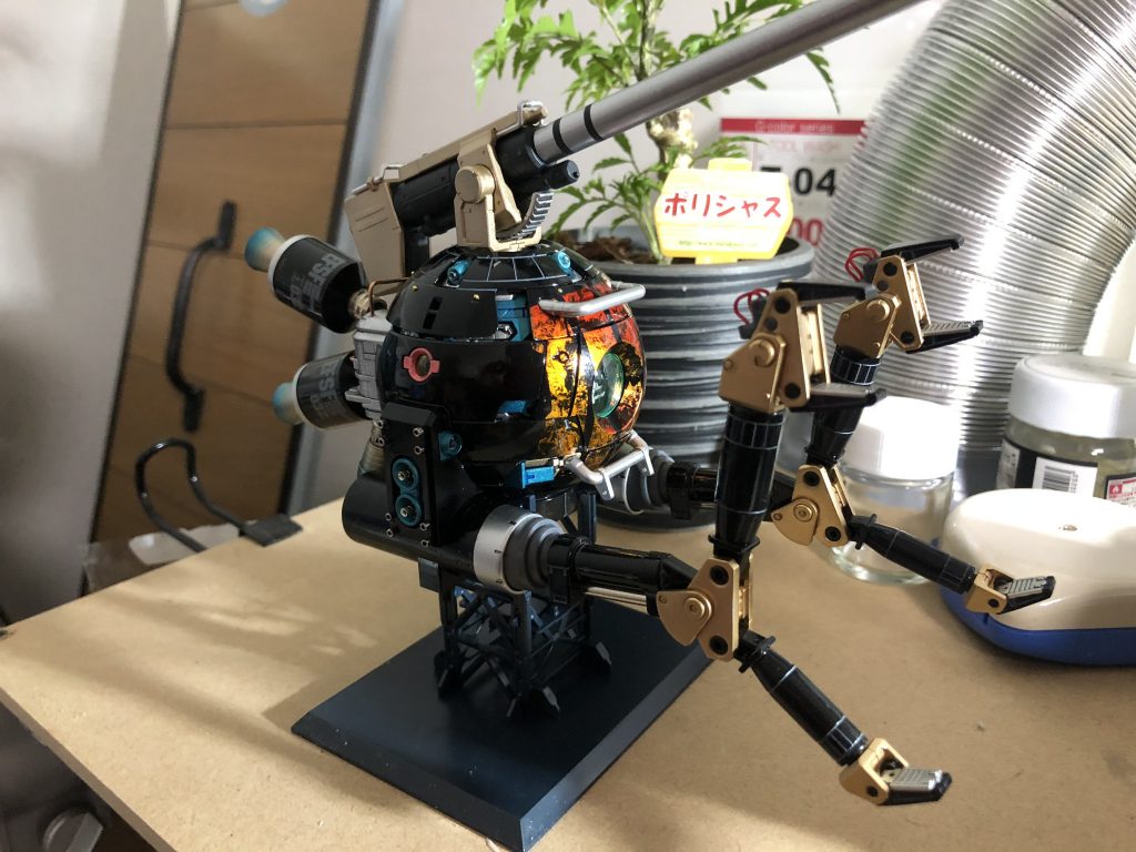 ボール–2枚目/制作者：ニュ〜ア