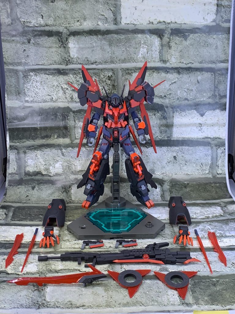 武装一覧です、腕部へのバインダーと脚部へのビームリングの接続にはネオジム磁石を使用しています。