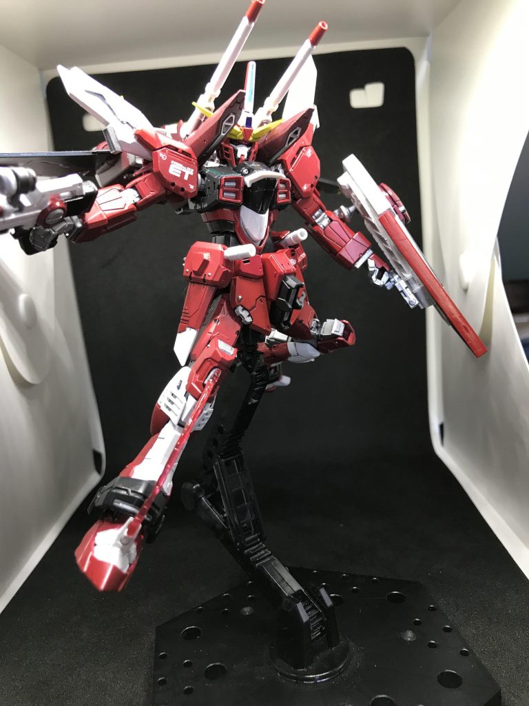 インフィニットジャスティスと言えばこれ！蹴りポーズ