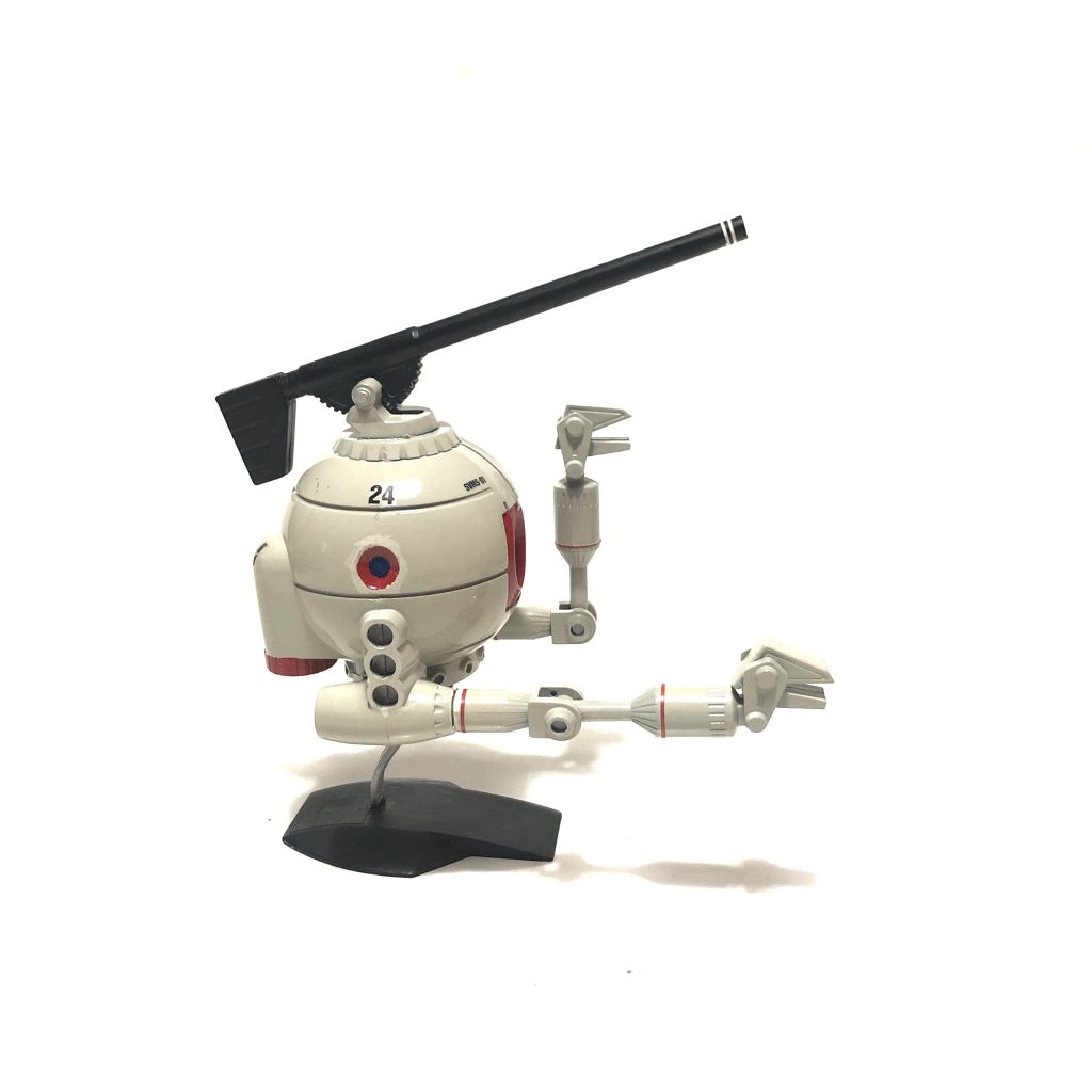 よこ

アームの稼働はこんなもん。

本来はもう少し青い機体色は、2001年宇宙の旅に出てくる「ポッド」を意識してガルグレーで塗装してみました。

NASAなど白と黒基調が多いのでコチラの仕上げ。