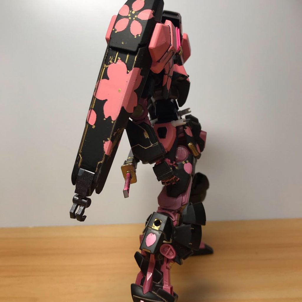 横がすごい好きですw桜うまく塗装できたような気がします!