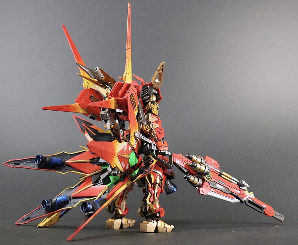 バックショット
十字剣とブースターには紅葉を意識したグラデーションを施してます。