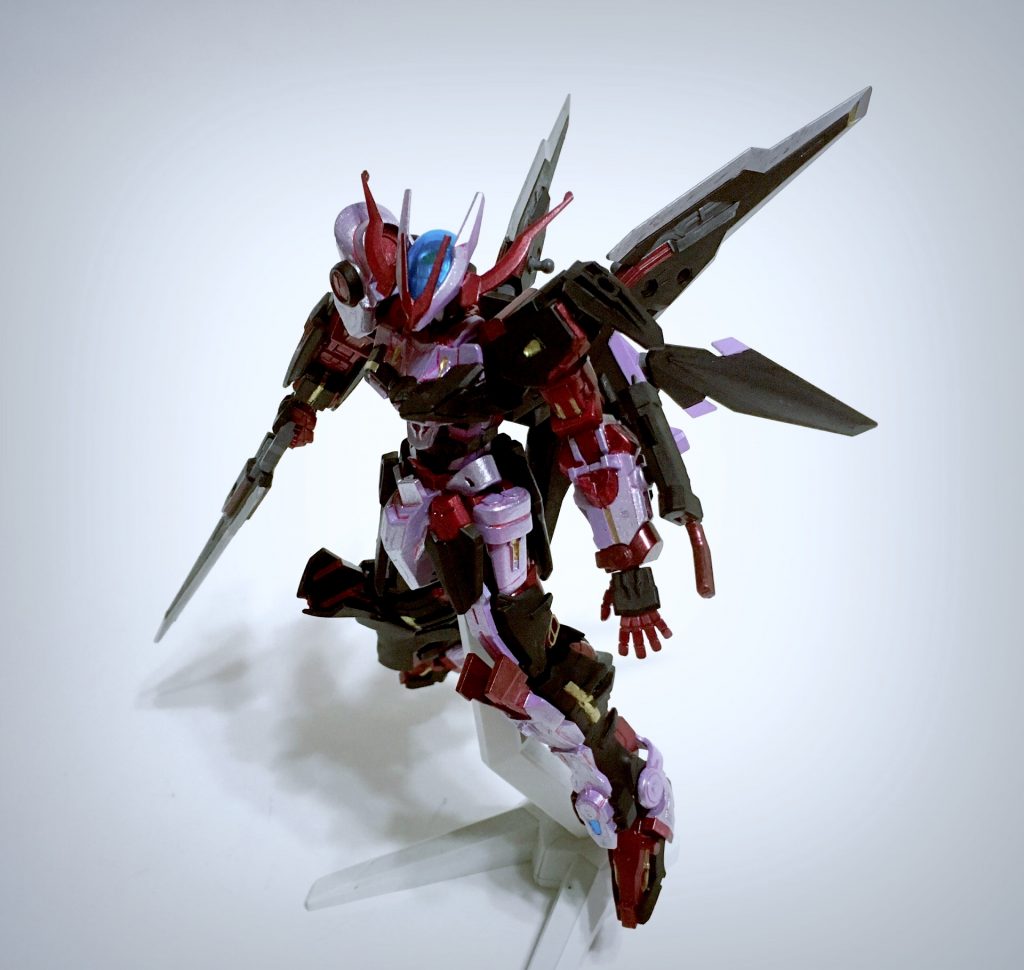 リネイムにもXコネクトモードがあり、ナイトロシステムももちろん搭載されている。バインダードラグーンにより、遠隔操作で射撃、斬撃、防御が可能。