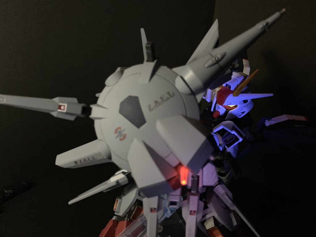 フリーダムのビームサーベルがコックピットを貫く!
その時のクルーゼは微笑んでいるようにも見えた…
======