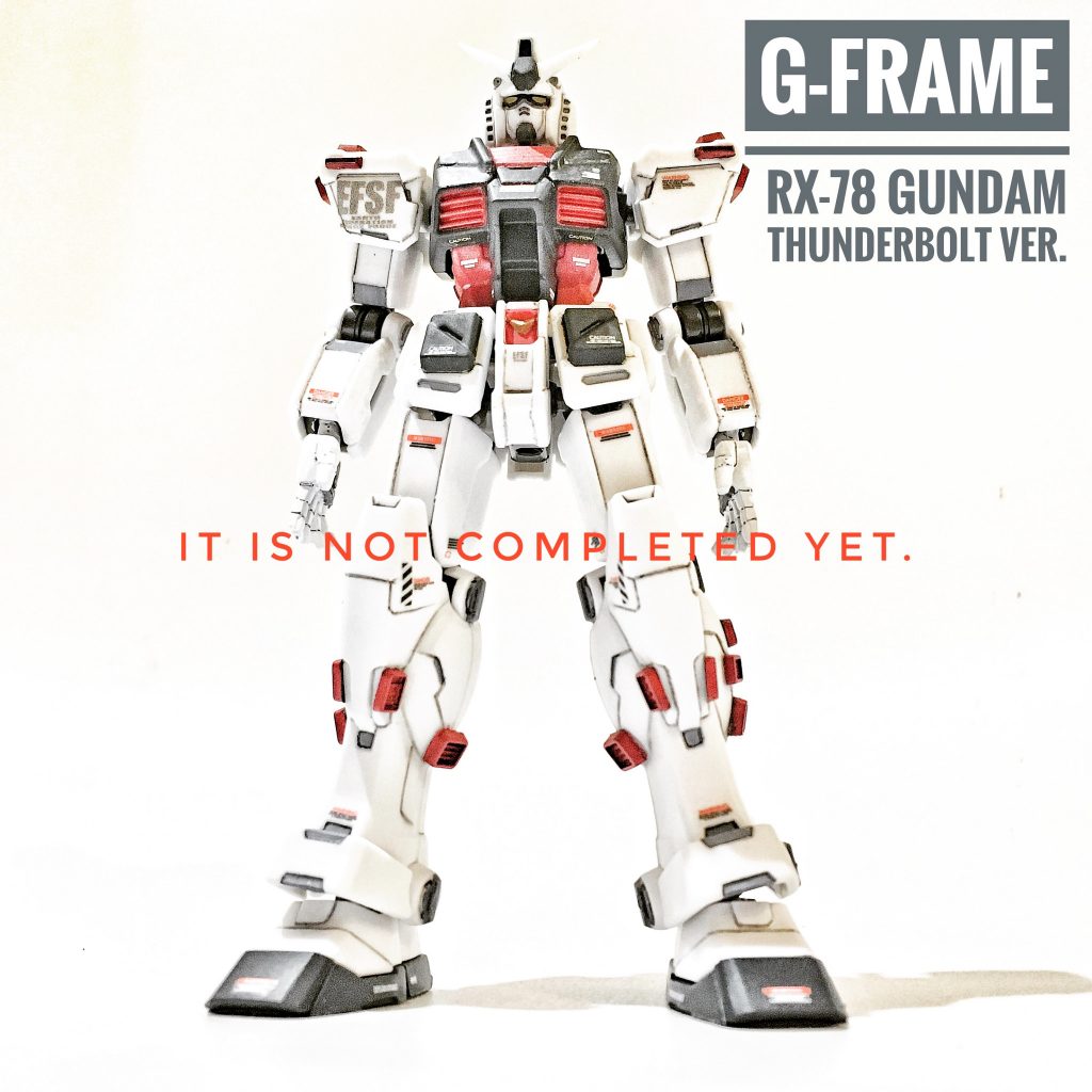 武装なしの素立ちを画像加工。Gフレームは今どきのスタイルだと思うのですが、少しだけ下からあおって撮影すると旧キットのようなズングリ感というかドッシリ感が出るのが不思議なところです。【製作工程】①ゲート跡とパーティングラインを処理して、パーツ洗浄。②頭部アンテナを先鋭化。③バックパックのビームサーベルを基部から切除し、TB仕様の位置に変更。④バックパックのバーニアを切除し、角スラスターに置き換え。⑤M.S.GとWAVEのアフターパーツを使用して各部スラスター増設。⑥シールドの十字を切除し、塗装によりTB仕様化。⑦ラッカースプレーとエナメル塗料による部分塗装でTB仕様にカラーリング変更(平手・握り手以外のホワイト部分は素体のまま)。⑧コピックモデラー0.02のブラックでスミ入れ。⑨ガンダムデカールNo.114 HG 1/144 機動戦士ガンダム サンダーボルト汎用1を使用してマーキング。⑩GSIクレオス Mr.トップコート 水性プレミアムトップコート つや消し スプレーで仕上げ。