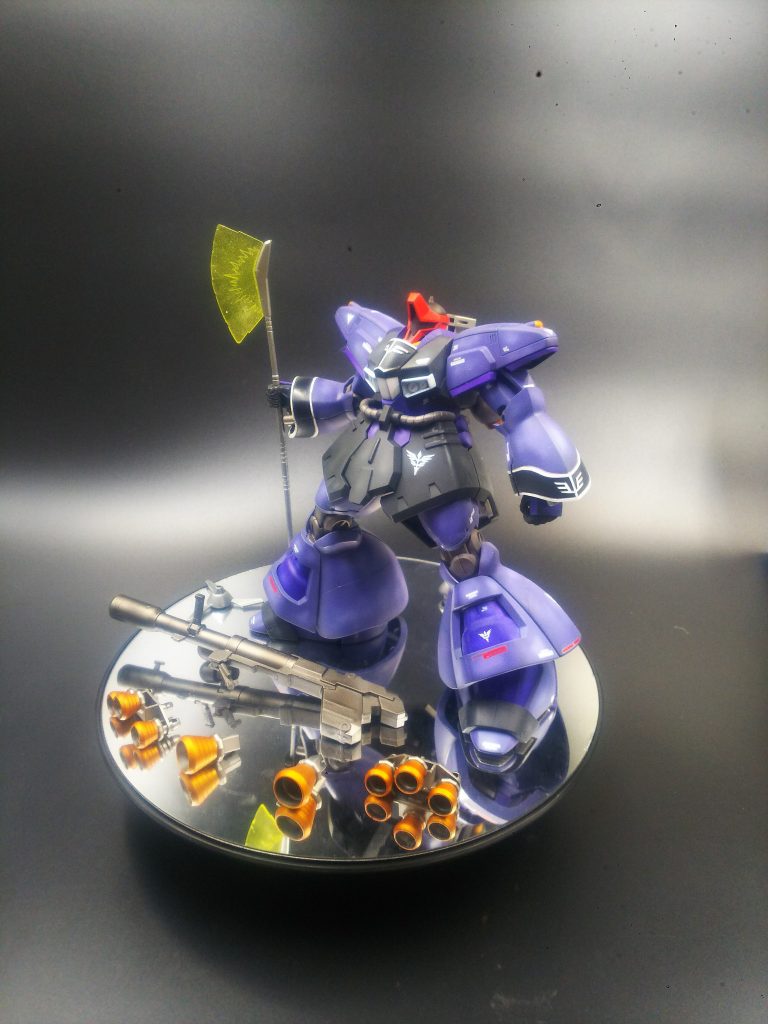 HGドライセンとなります。袖と元祖ドムカラーで、印象がまた変わりますね。